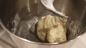 Приготовил крутое тесто и фарш на пельмени, с планетарным миксером  Kitfort KT-1350, на отлично.