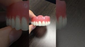 Зубной протез на присоске Acry Free