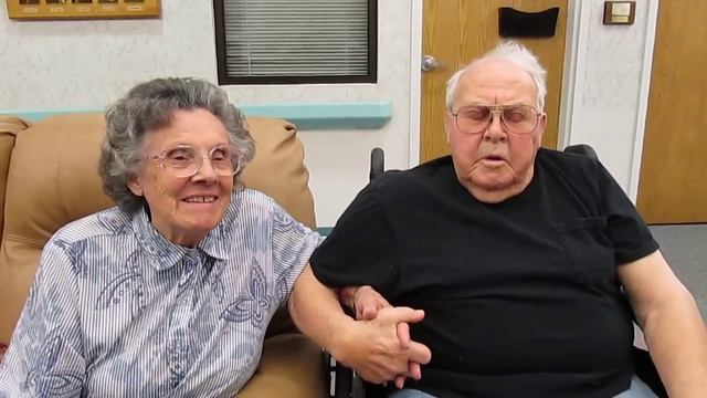 Meet Rosalie and Roy Miller смотреть онлайн