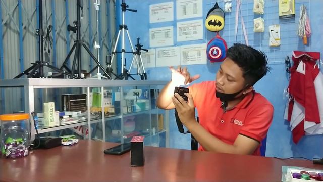 REVIER & TES ULANZI VL49 | MINI LED VIDEO LIGHT 2000mAh смотреть онлайн