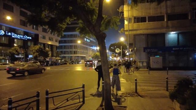 Oh Dear! Walking at Night in Casablanca Morocco смотреть онлайн