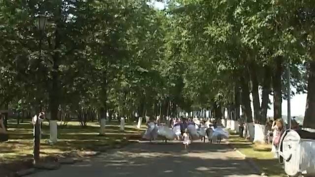 Кто пришел первым? - Свадебный марафон смотреть онлайн
