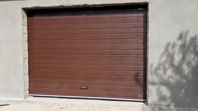 Секционные ворота Doorhan lux 44000р (umdom123.ru) смотреть онлайн