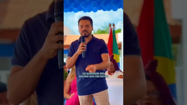 UMA NOVA ESCOLA, COM TUDO QUE ALUNOS E PROFESSORES TEM DIREITO! смотреть онлайн