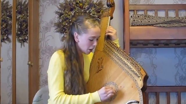 Красивая игра на бандуре!! смотреть онлайн