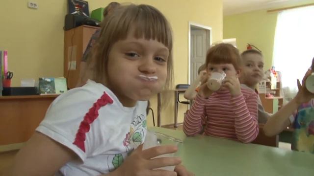 Детский сад - пьем кефир смотреть онлайн