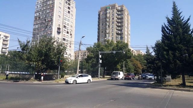 29.08.2021 Tbilisi. микрорайоны Мухиани. Mukhiani