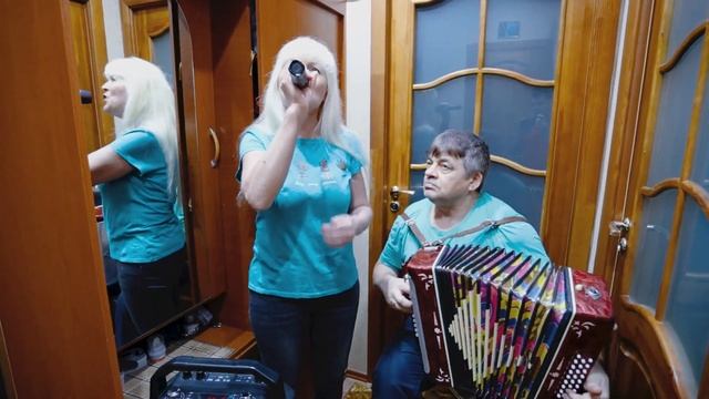 Весело и задорно спели! Ой при лужку при лужке Семейный дуэт смотреть онлайн