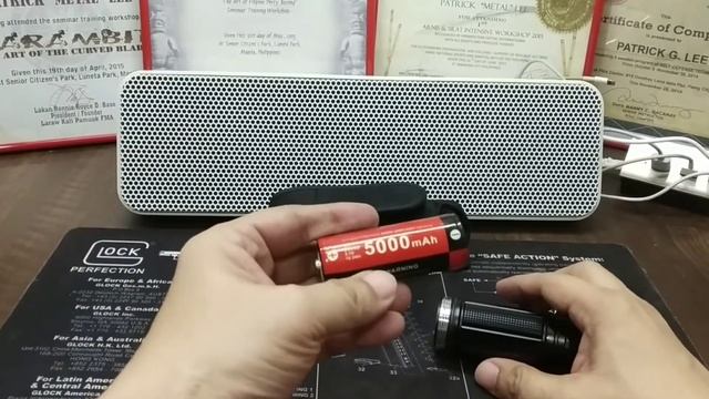 Klarus G20 , 3000 LM with Beamshot review, Tactical EDC flashlight (tagalog , filipino language ) смотреть онлайн