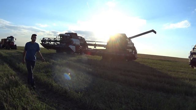 ACROS 550 VECTOR 410 ПАЛЕССЕ GS12 Уборка начало! (Сезон 2020) смотреть онлайн