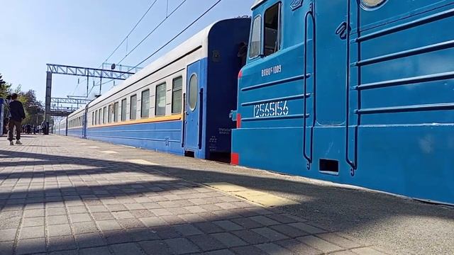 Железнодорожные ворота города: Вокзал Алматы 1 смотреть онлайн