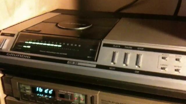 Grundig CD30 aka Philips CD-100 Hifi Audio Player смотреть онлайн