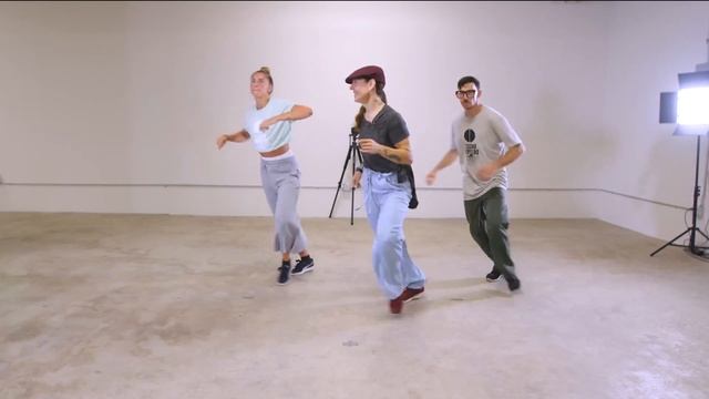 How To Do The Pas De Bourree (With Variations) Ft. Jojo Diggs | Dance Tutorials | STEEZY.CO смотреть онлайн
