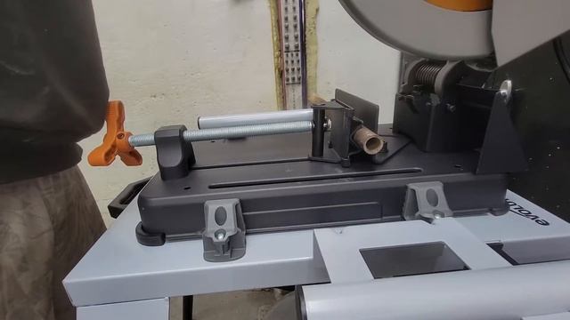 Evolution R355CPS Chop Saw Unboxing and Review! смотреть онлайн