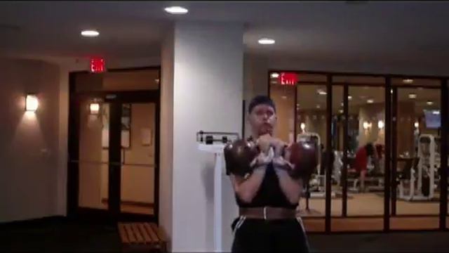 18 Jerks in one minute with 2 70 lb kettlebells смотреть онлайн