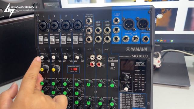 LHS | Đập Hộp Mixer YAMAHA MG10XU Của Nhật Chất Lượng Với 24 Chế Độ Vang Tuỳ Chỉnh | Lê Hoàng Studi смотреть онлайн