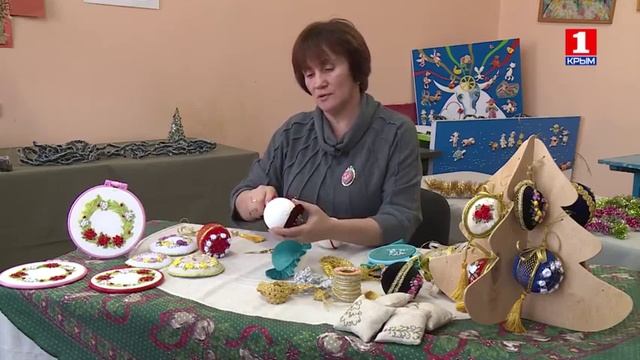 Новогодние шары смотреть онлайн