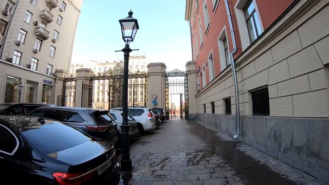 ⁴ᴷ⁵⁰ Walking Moscow: Moscow Center - from Arbatskaya through Bol'shaya Nikitskaya, Petrovka Streets смотреть онлайн