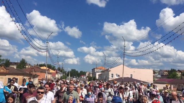 Крёстный ход из Кашина в Калязин в честь Макария Калязинского 06.06.2021 года. смотреть онлайн
