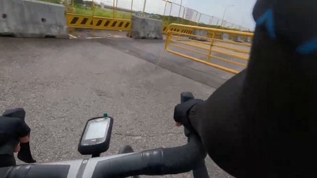 cycling from lor halus red bridge to pasir ris beach on my java j air fuoco смотреть онлайн