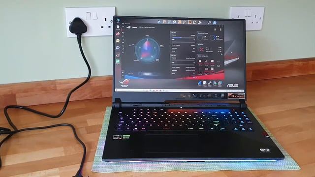 Mini recenzja ASUS ROG Strix SCAR 17 G733QR Ryzen 5800H RTX 3070 смотреть онлайн