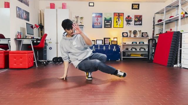 How to 1 to 7 Step - Break Dance Footwork Tutorial смотреть онлайн