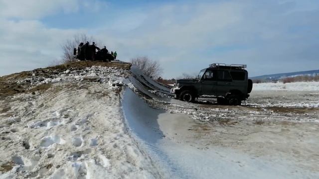 УАЗ,UAZ HUNTER,469, Chevrolet Niva,LADA,NISSAN PATROL,Great Wall Hover смотреть онлайн