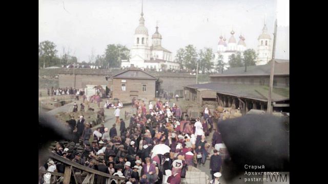 Старый Архангельск в цвете. Троицкий собор, беседка Грина, домик Петра I, Драмтеатр смотреть онлайн