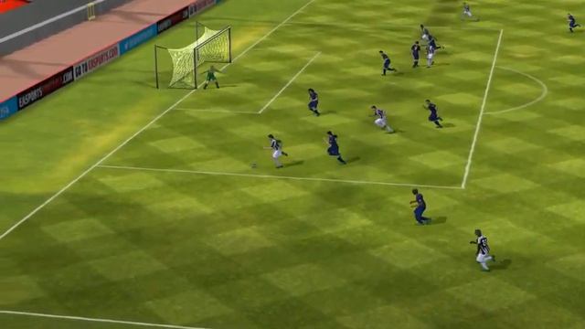 Замкнул головой фланговый навес FIFA 13 IPhone/iPad - FC Barcelona Vs. Juventus