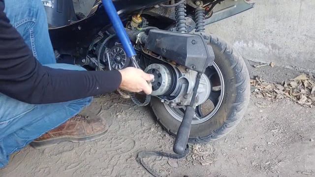 49cc Scooter Belt Replacement смотреть онлайн