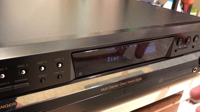 Sony SCD-CE775 5 Disc CD & SACD Changer смотреть онлайн