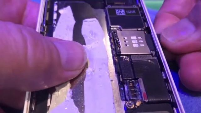 How To Remove SIM Stuck In Phone Or Tablet SIM Slot смотреть онлайн