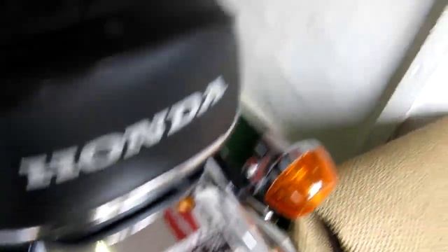 Honda cb 750 four K1, and garage... смотреть онлайн