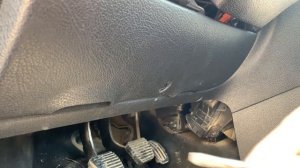 Peugeot 206 OBD port location , diagnostic port access