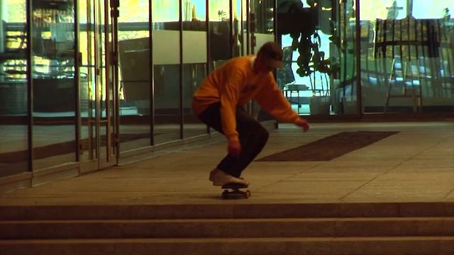 kelvinas vazineja riedlente смотреть онлайн