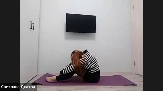 Занятие по йоги онлайн. Для хорошего самочувствия. смотреть онлайн