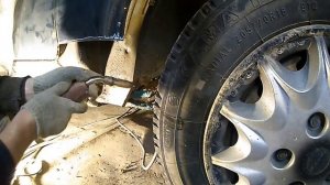 НИВА .Как поменять ремвставку крыла.Body repair.