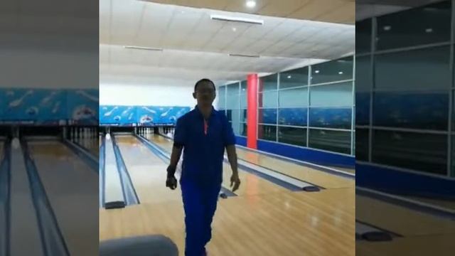 10 Pin Bowling Strike(1)