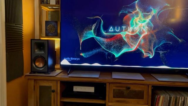Klipsch R-51M Bookshelf Speaker Demo смотреть онлайн