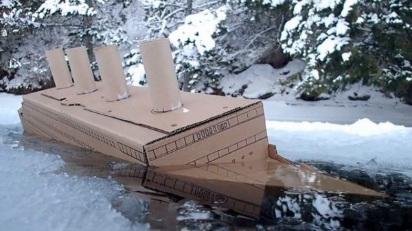 Cardboard Titanic Model sinks (With underwater camera angles)
