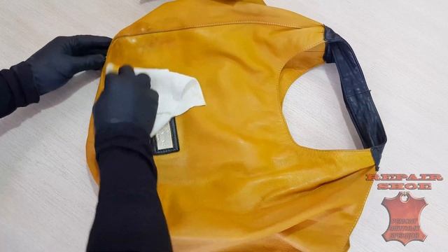 Покраска сумки VALENTINO из кожи. Реставрация цвета. смотреть онлайн