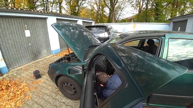 Volkswagen Golf 4 1.4 Benzin Оживление // Авто в Германии смотреть онлайн