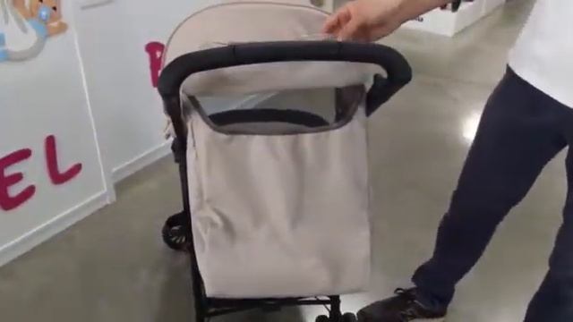 Inglesina Zippy Light смотреть онлайн