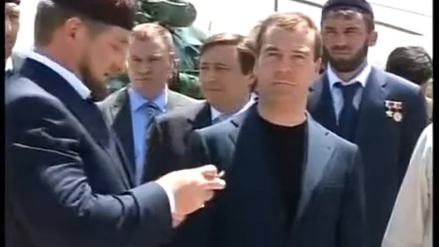 Рамзан Кадыров Мама звонит! смотреть онлайн