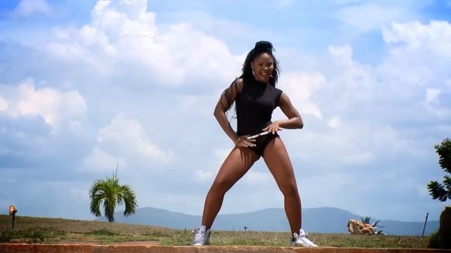 HOW TO DANCE  REGGAETON ► CUQUITA LATIN DANCE WORKOUT CLASS 1 ► REGGAETON CHOREOGRAPHY