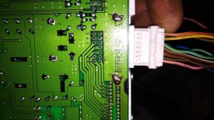 Nissan Primera p12. Не правильная распиновка на динамики, гуляет по сети.