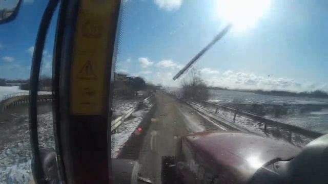 Возят песок под строительство (2) смотреть онлайн