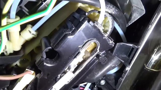 DeLonghi Primadonna Elite ECAM65055MS verliert Wasser, undicht. Delonghi Kundendienst Berlin. смотреть онлайн