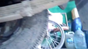 Замена втулок на задних амортизаторах Москвич 2140