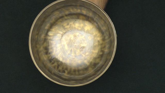 Поющая чаша Full Moon 20,5 см Соль 192 Гц, До# 558 Гц смотреть онлайн